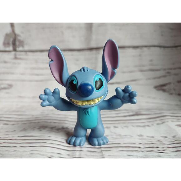 Disney McDonalds Stitch Figure 3.5 Inches Cake Topper - Picture 1 of 6